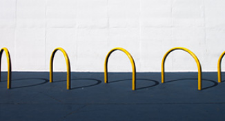 Imagen de  The edge of a ring binder